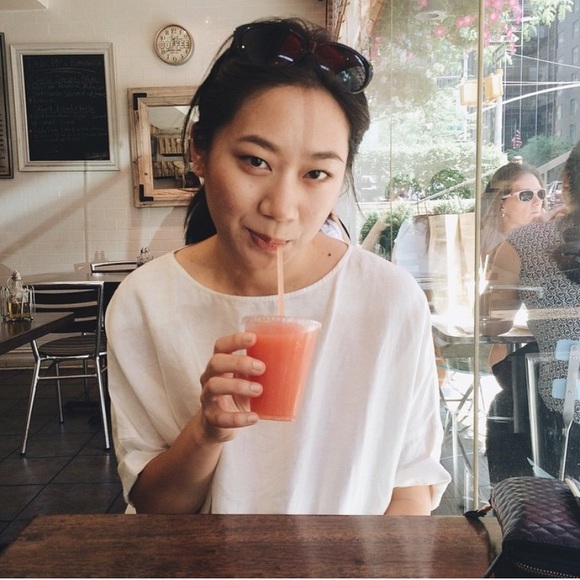 Meet your Posher, Kelly! - Picture 5 of 8